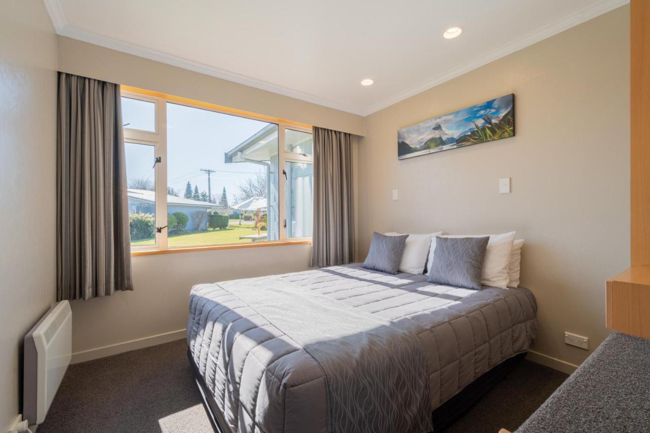 Te Anau Motel & Apartments 외부 사진